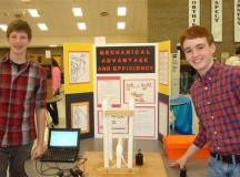 Science Night features freshmen projects
